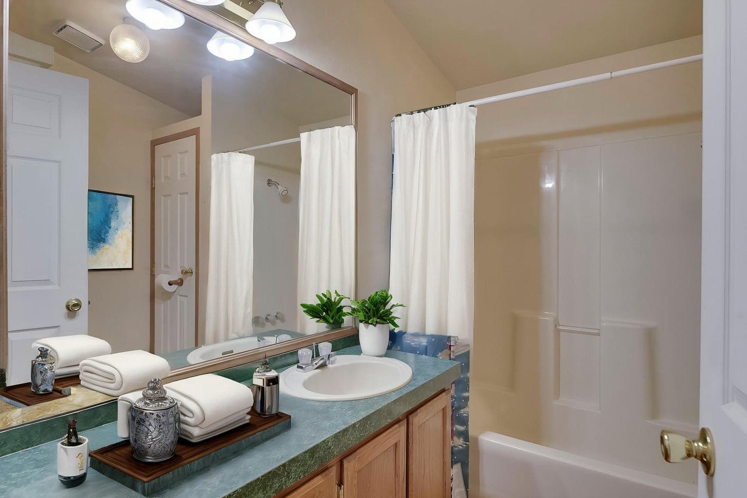 Photo of 3650 SW Canal Boulevard 15 of 35