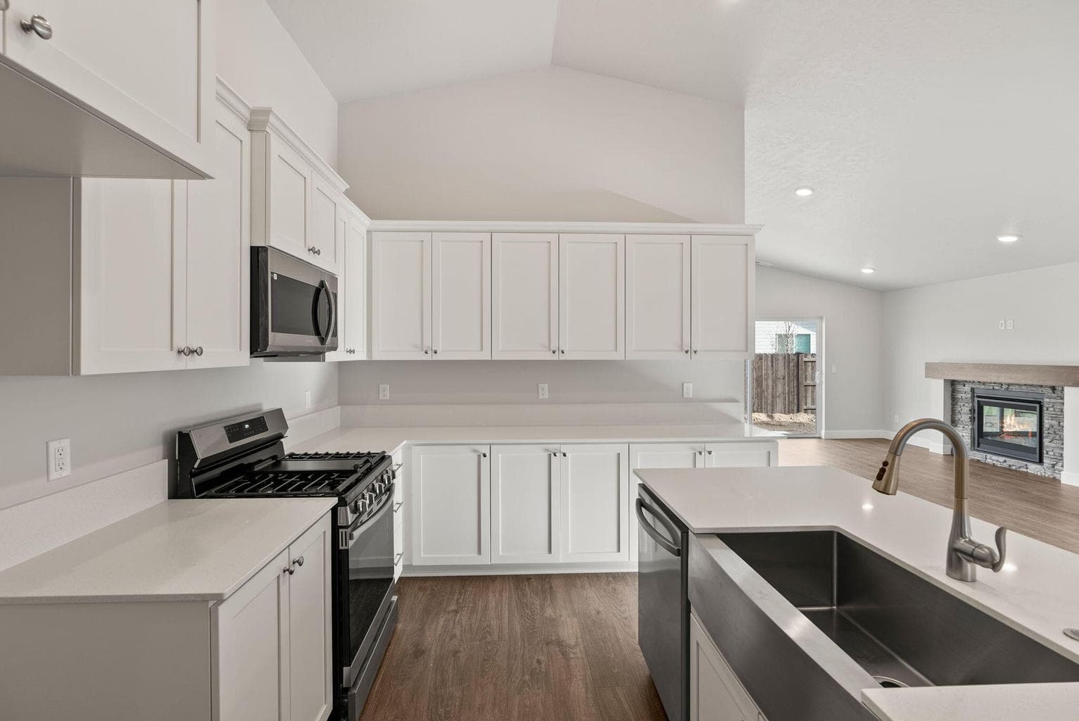 Photo of 3458 NW 12th Street 14 of 29