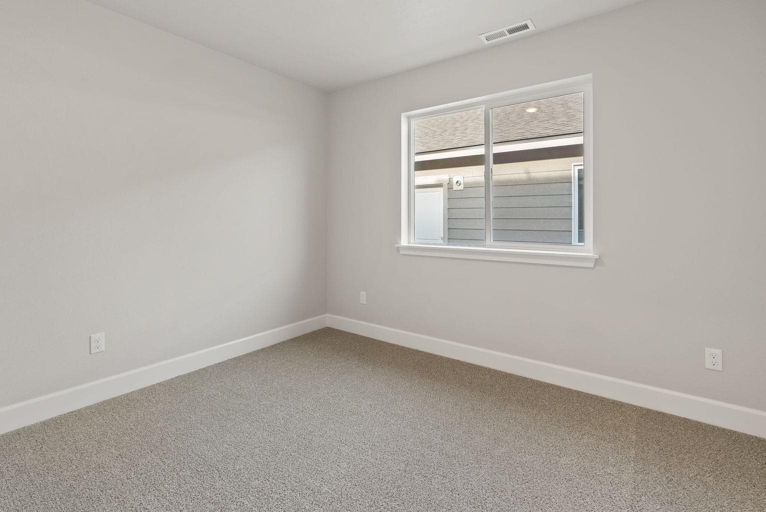 Photo of 3458 NW 12th Street 19 of 29