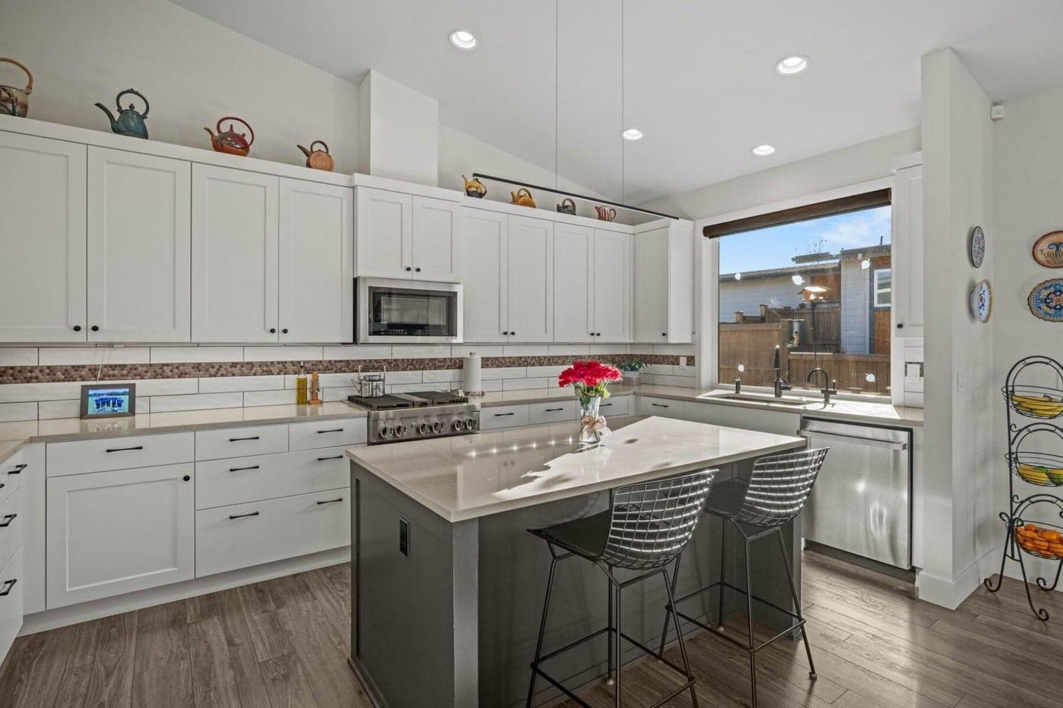 Photo of 3440 SW 45th Street 21 of 59