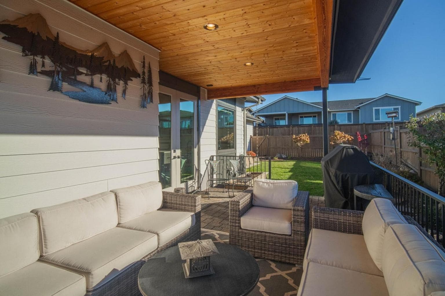 Photo of 3440 SW 45th Street 48 of 59