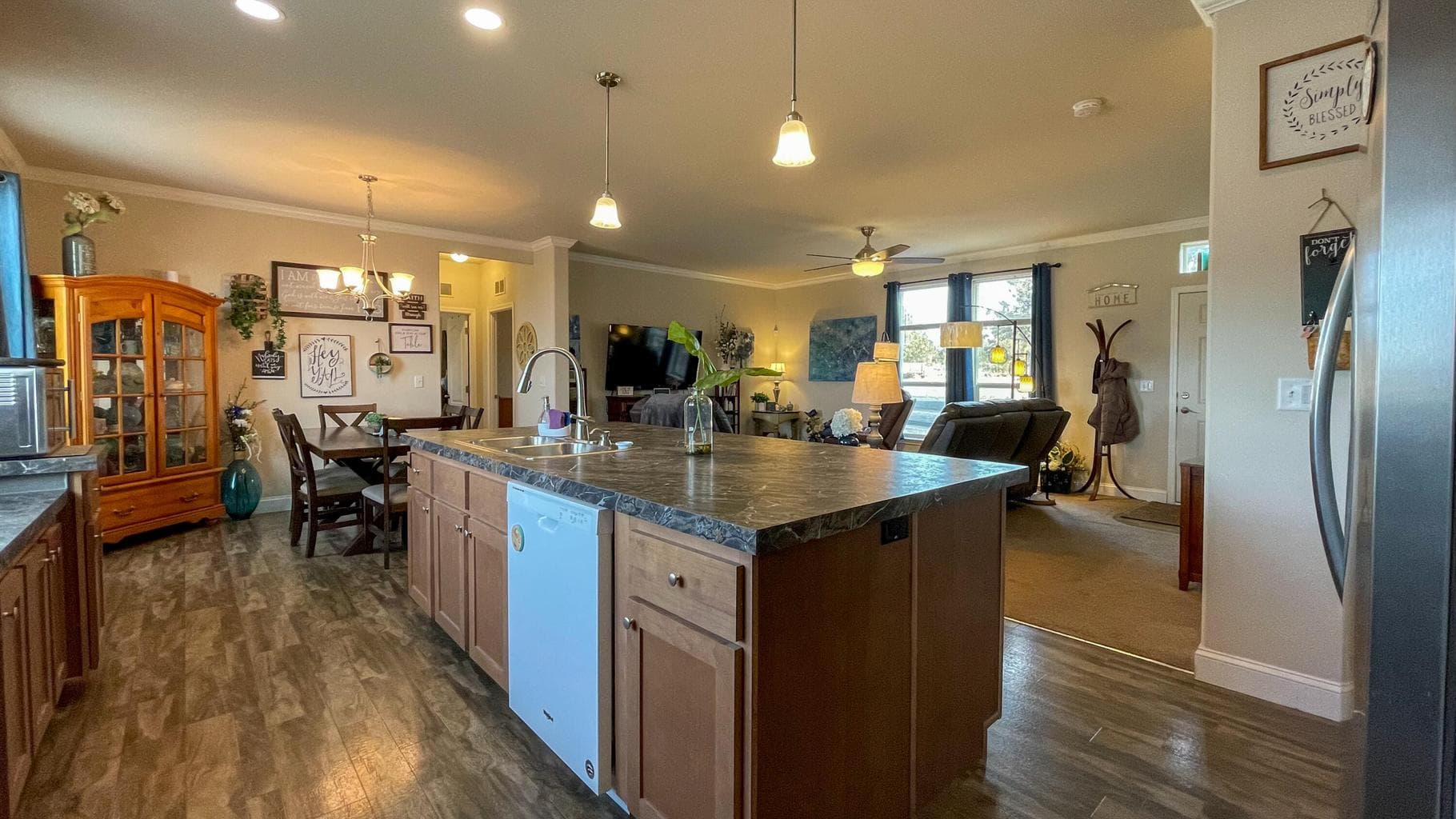 Photo of 12983 SE Shawnee Road 9 of 19