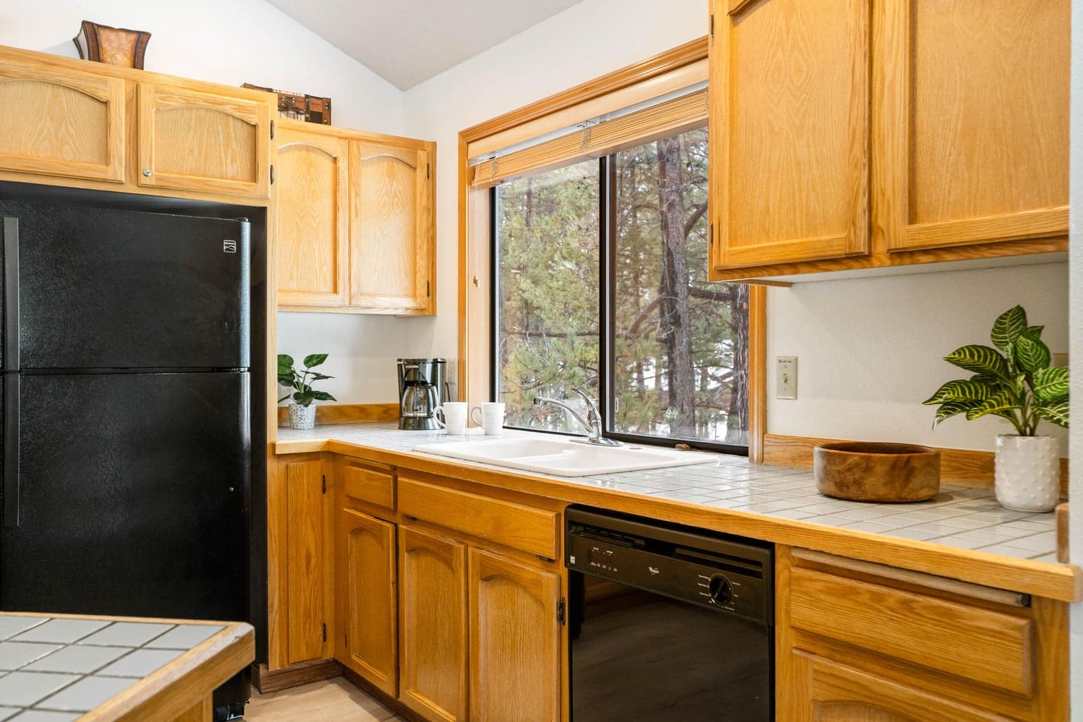 Photo of 56939 Central Lane 6 of 21