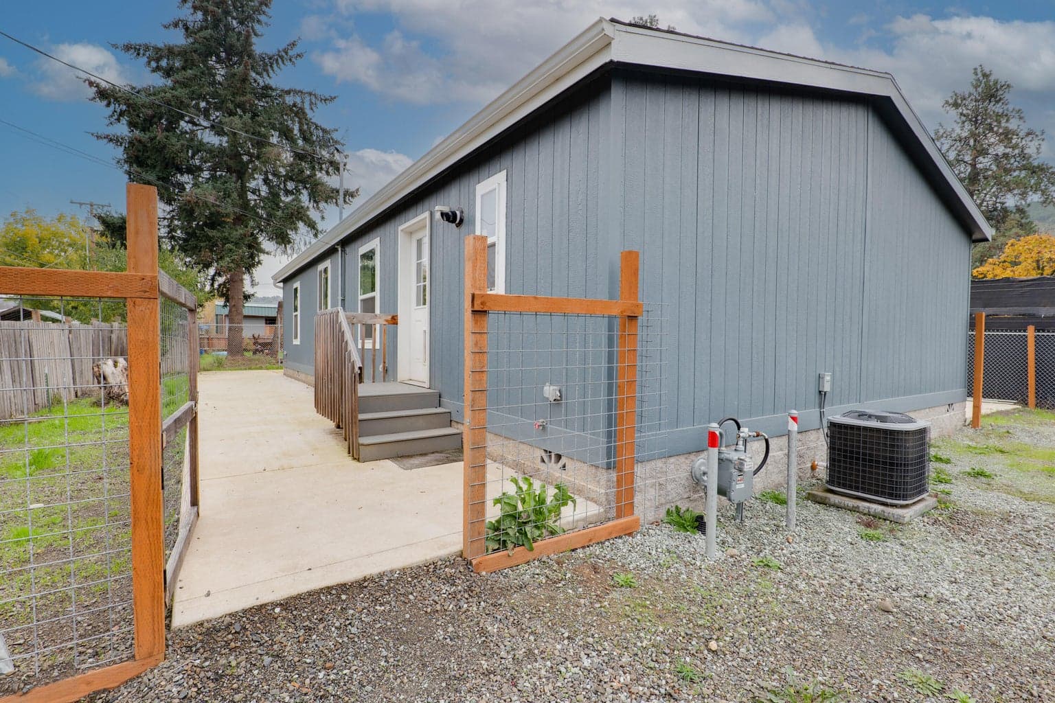 227 Carte, Myrtle Creek, 97457