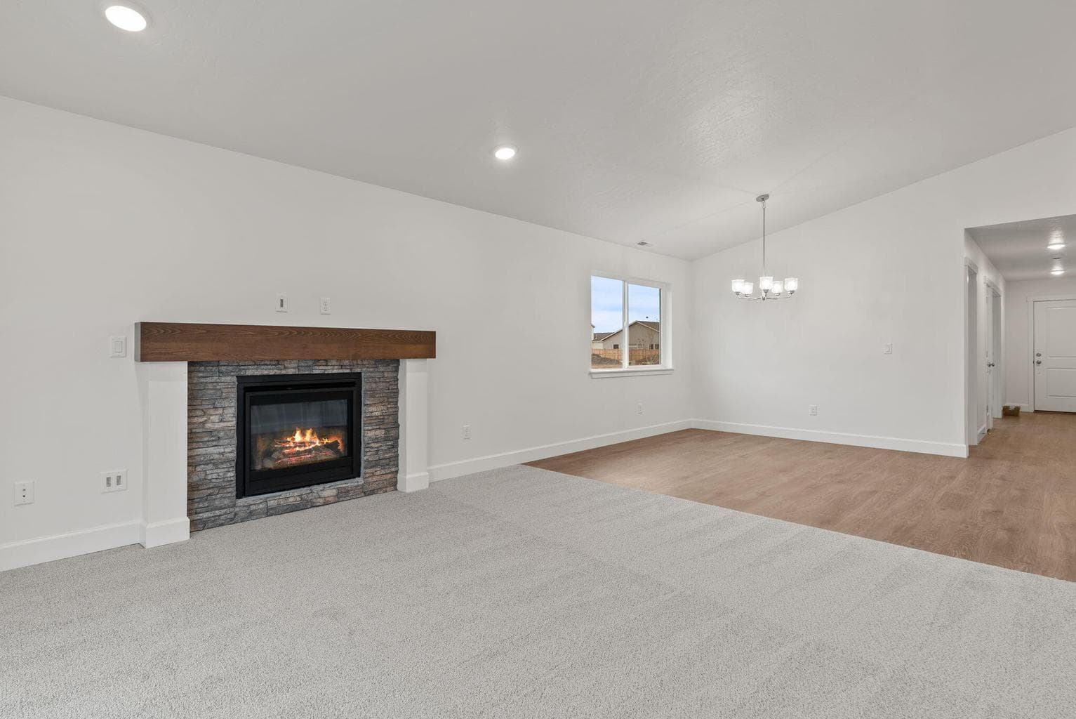 Photo of 300 NW Par Avenue 16 of 28
