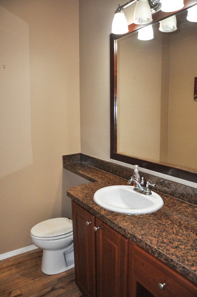 Photo of 1515 NW Fir Avenue 7 of 19