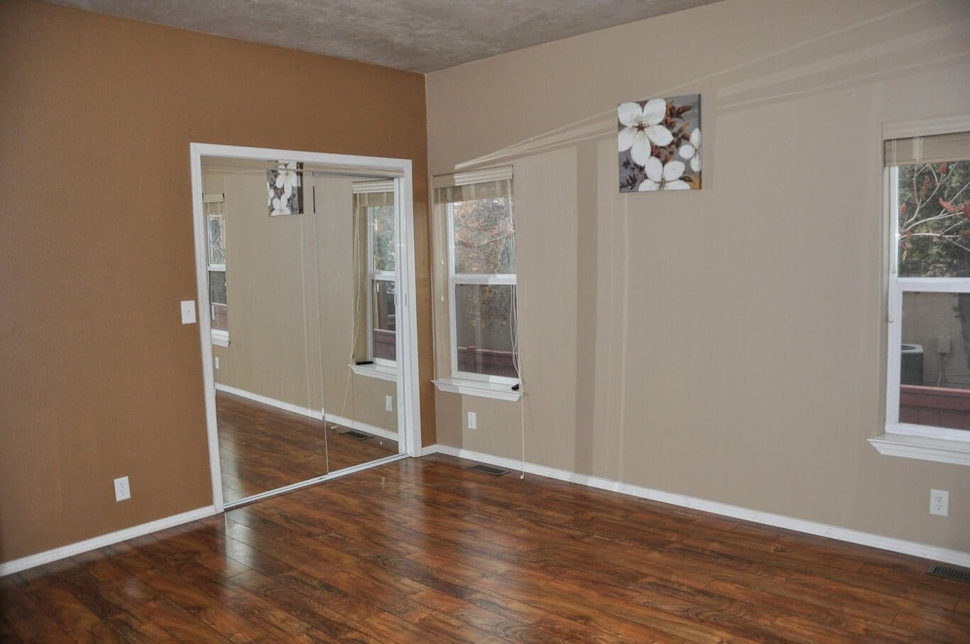 Photo of 1515 NW Fir Avenue 8 of 19