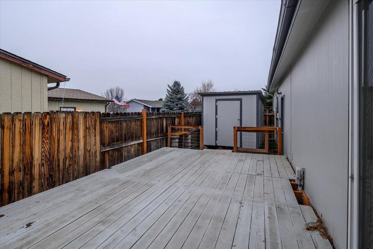 Back deck & storage shed