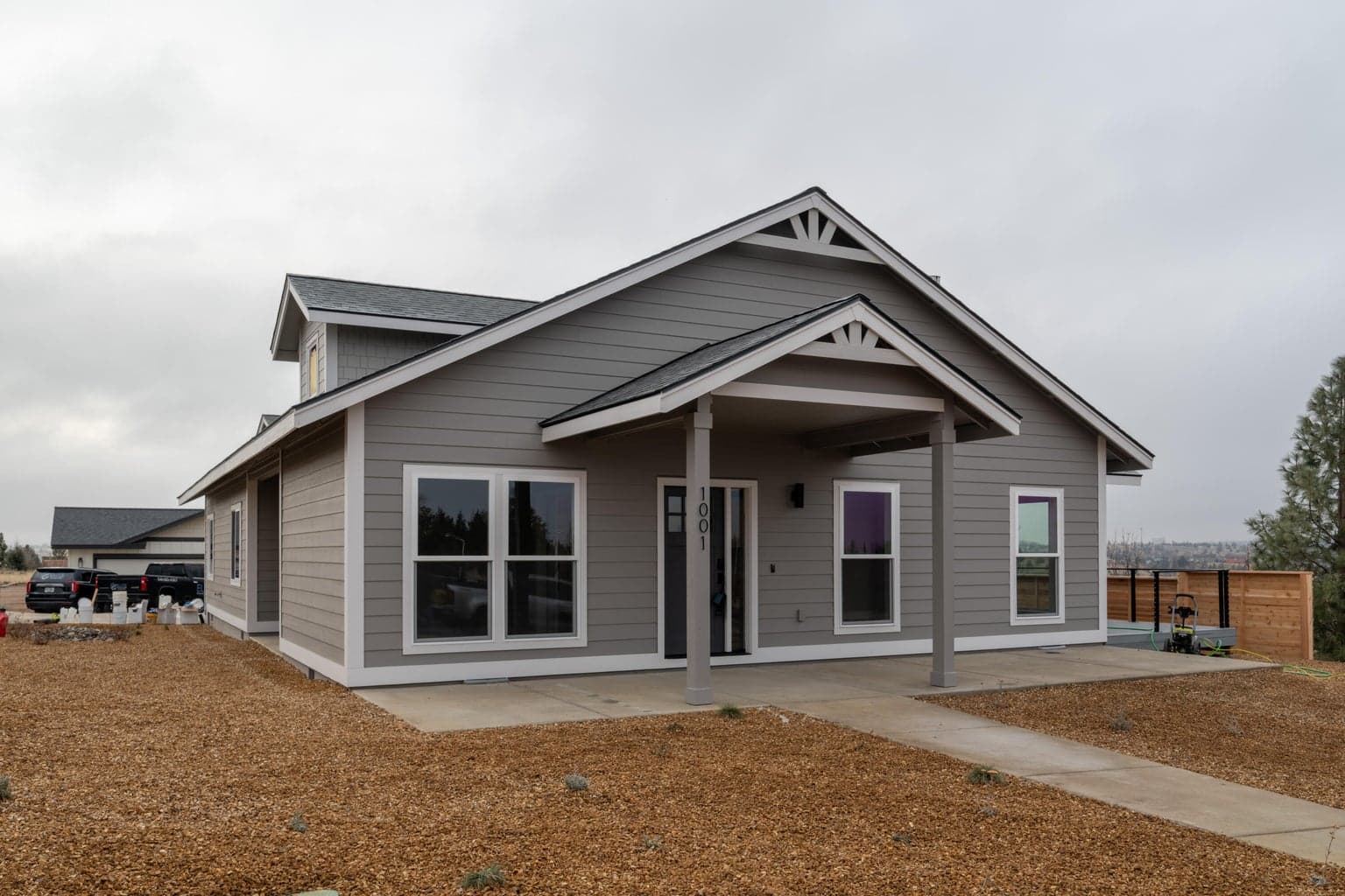 Photo of 1001 SE Greenleaf Lane 38 of 41