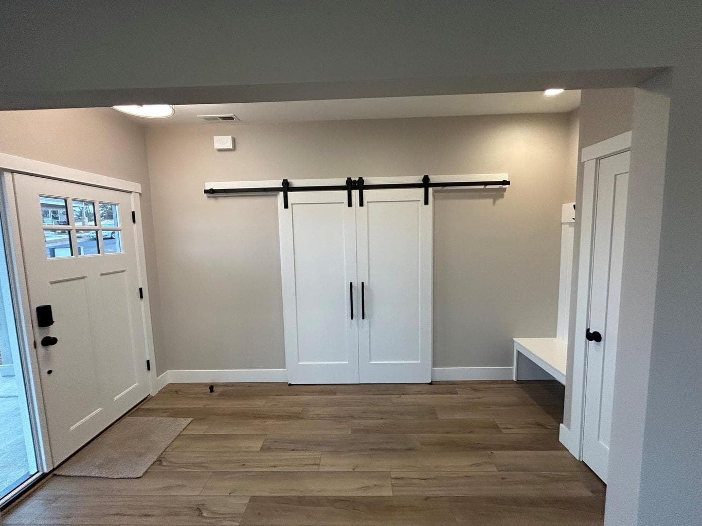 Photo of 1001 Greenleaf 4 of 41