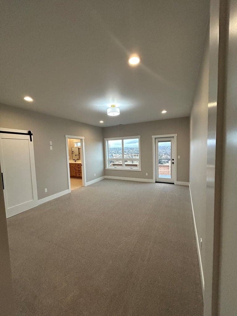 Photo of 1001 SE Greenleaf Lane 17 of 41