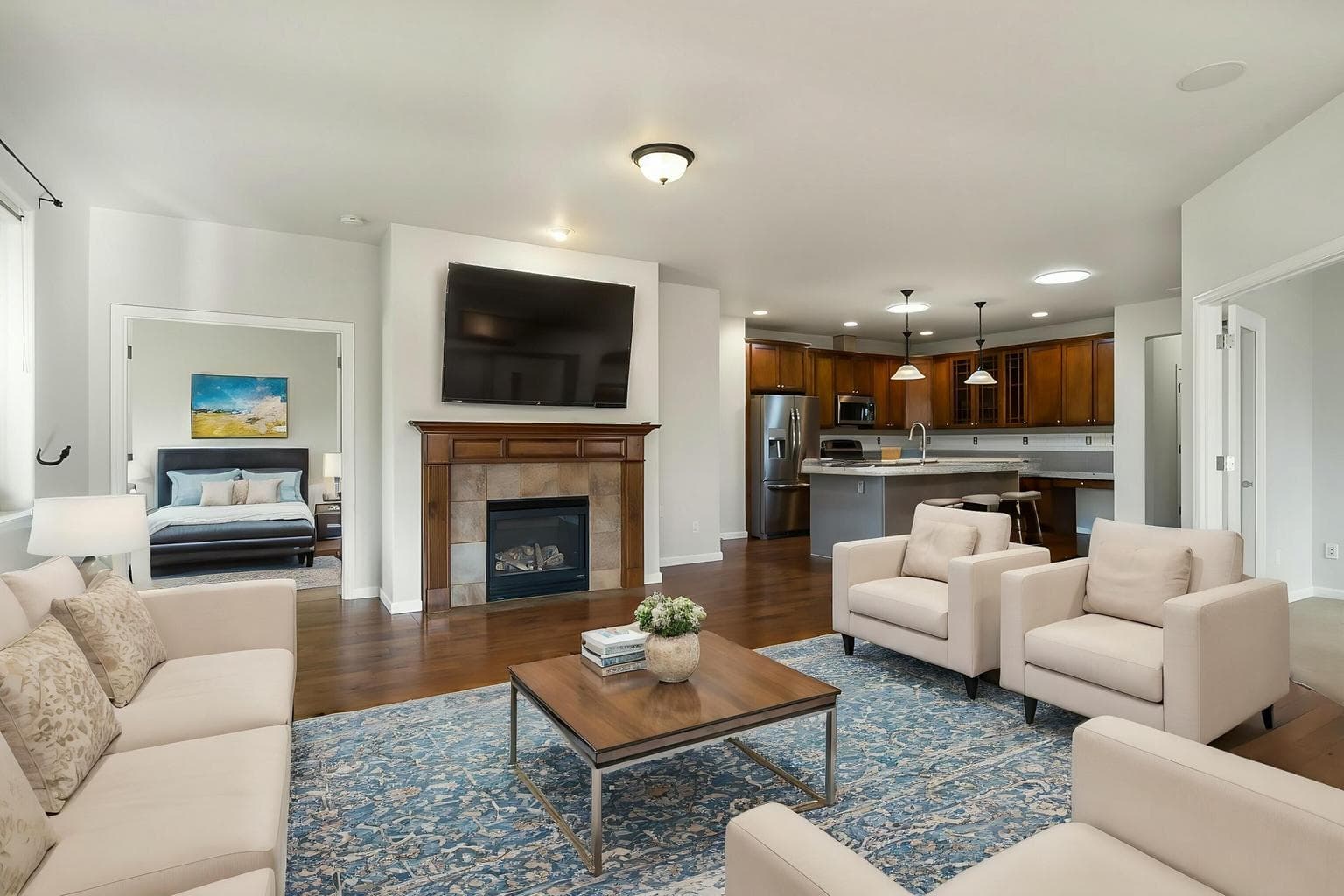Photo of 2865 SW 49th Street 12 of 44