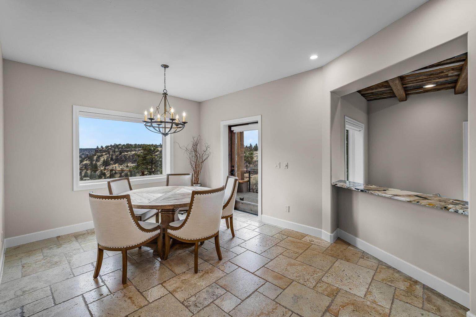 Photo of 4655 SW Loma Linda Drive 19 of 90