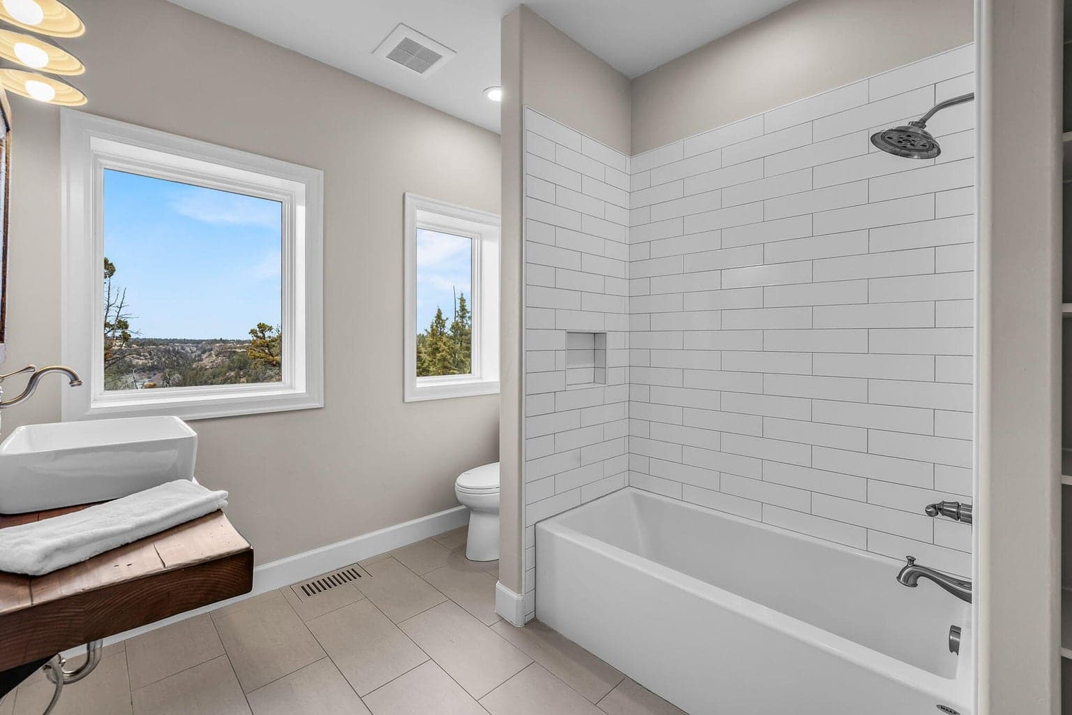 Photo of 4655 SW Loma Linda Drive 38 of 90