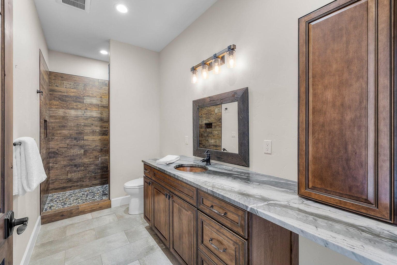Photo of 4655 SW Loma Linda Drive 42 of 90
