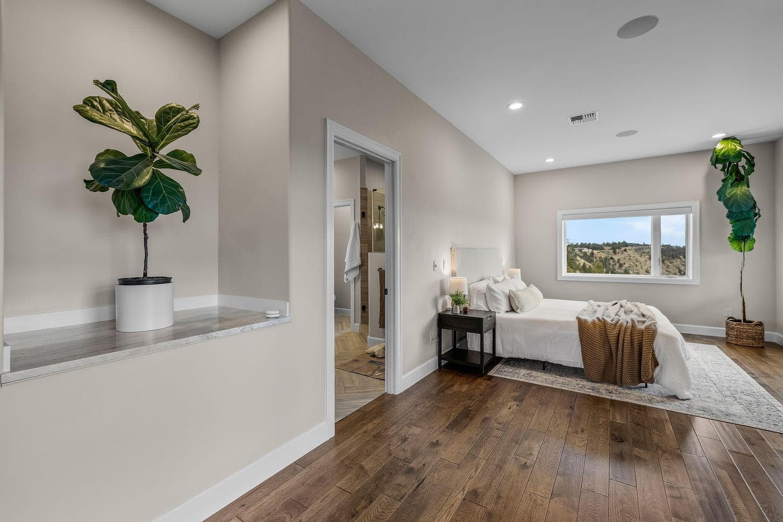 Photo of 4655 SW Loma Linda Drive 45 of 90