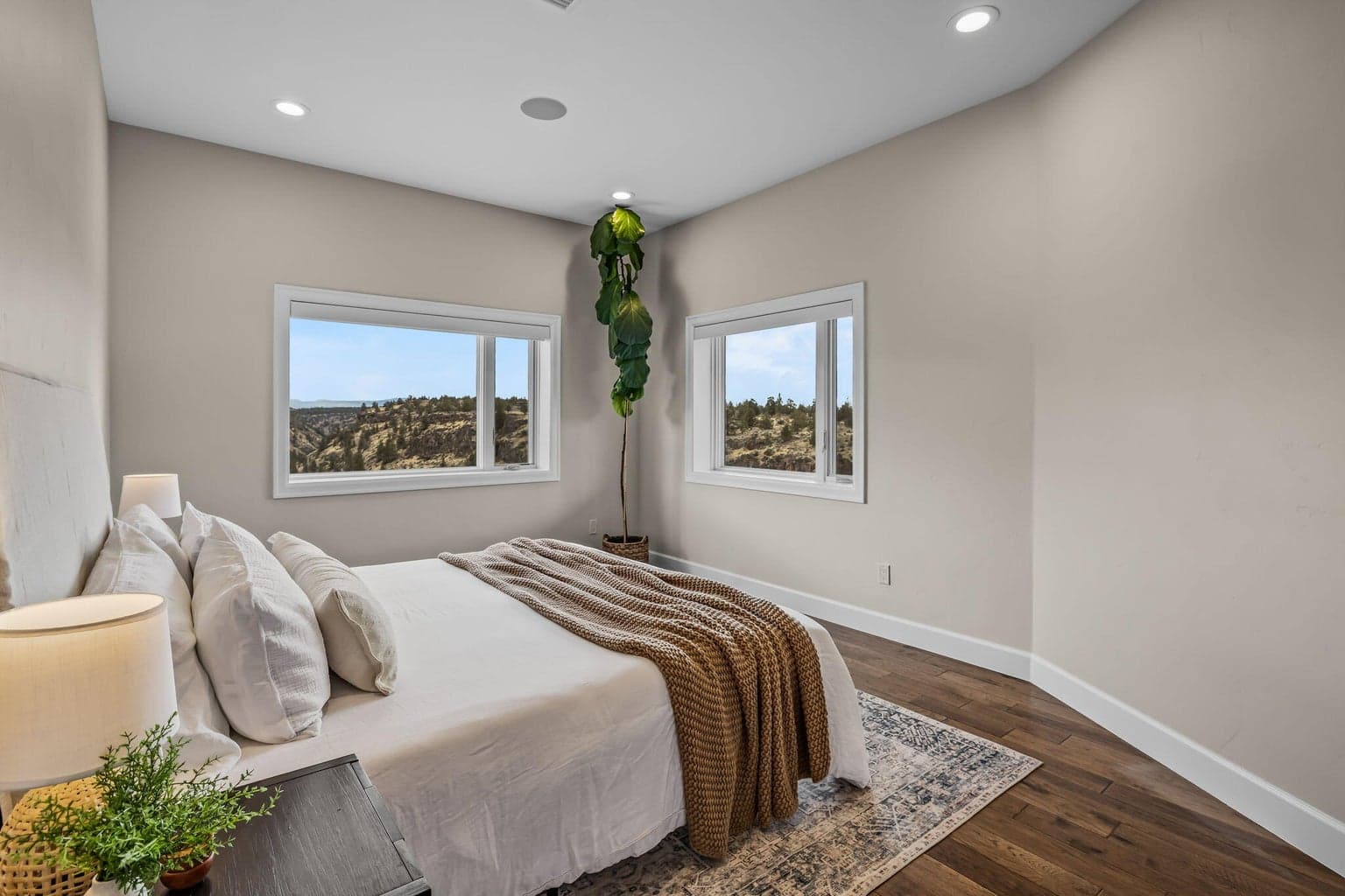 Photo of 4655 SW Loma Linda Drive 46 of 90