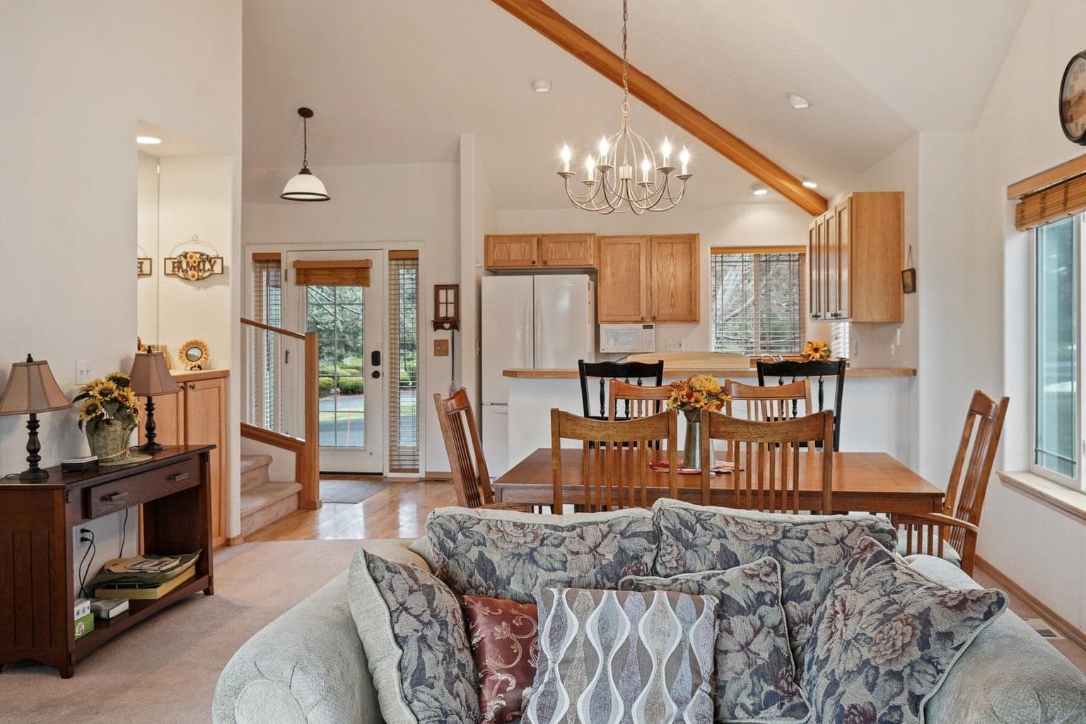 Photo of 873 Golden Pheasant Drive 14 of 39