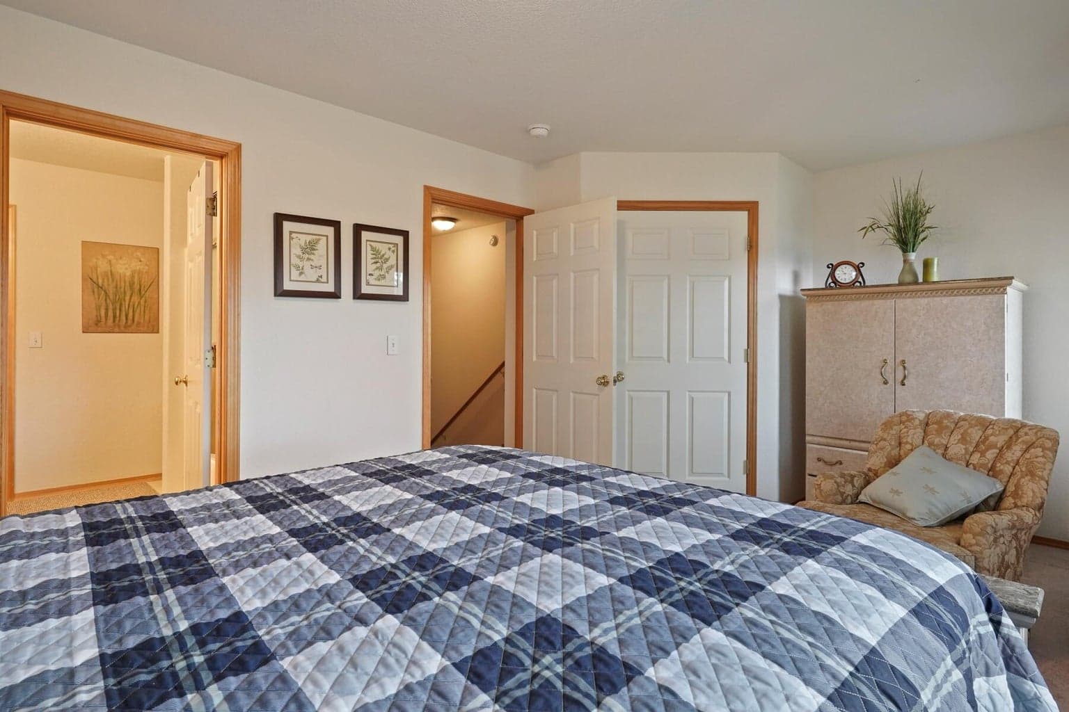 Photo of 873 Golden Pheasant Drive 25 of 39