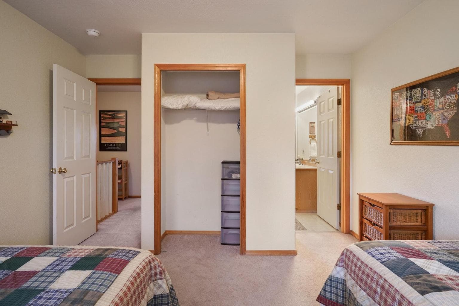 Photo of 873 Golden Pheasant Drive 29 of 39