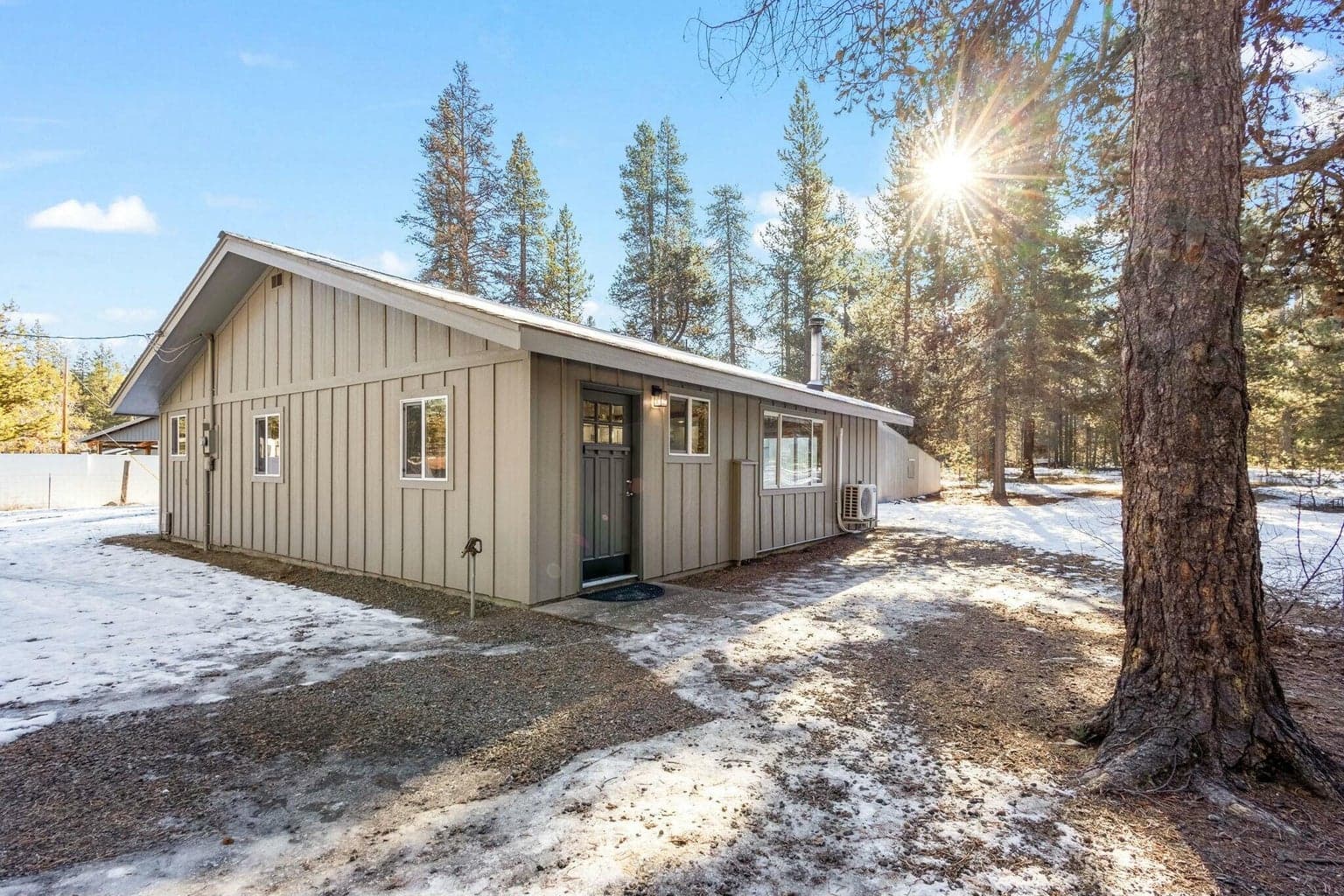 Photo of 16033 Alpine Drive 2 of 39