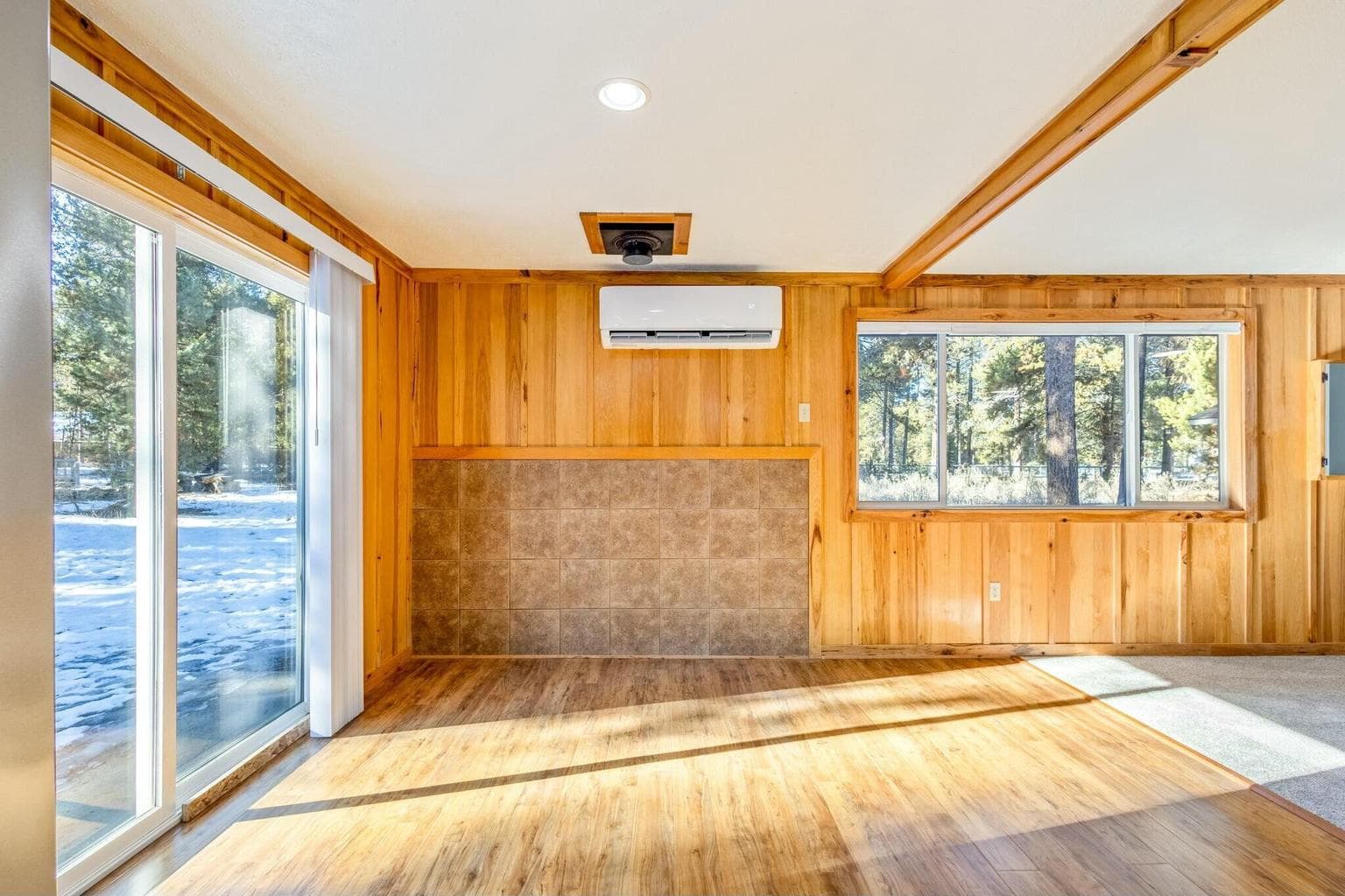 Photo of 16033 Alpine Drive 12 of 39