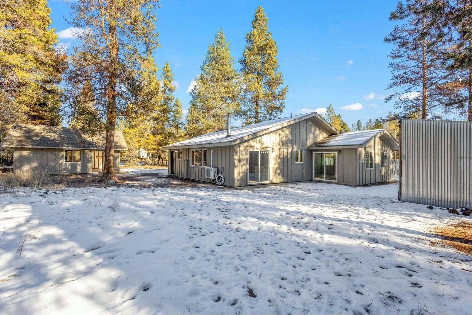 Photo of 16033 Alpine Drive 29 of 39