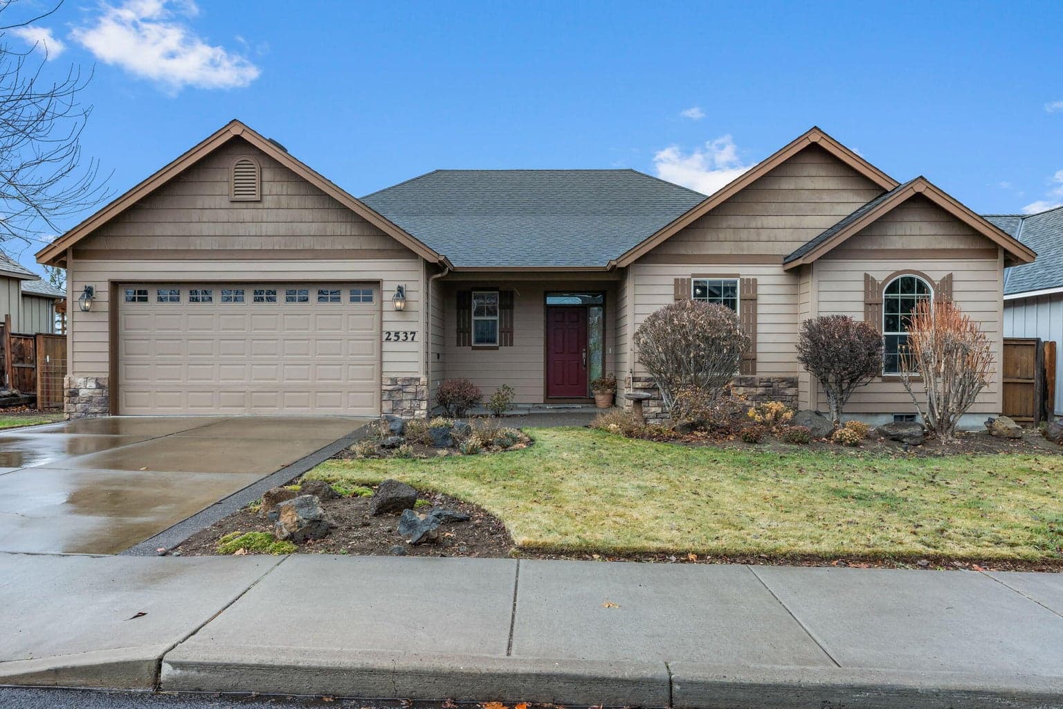 Photo of 2537 22nd 3 of 33