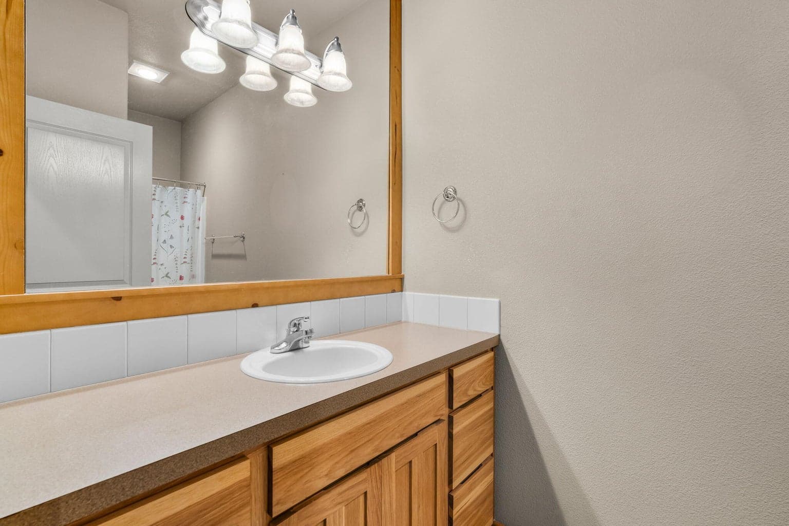 Photo of 2537 NW 22nd Street 22 of 33
