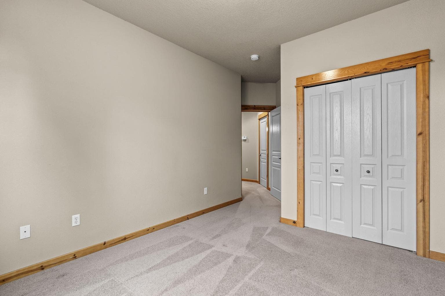 Photo of 2537 NW 22nd Street 25 of 33