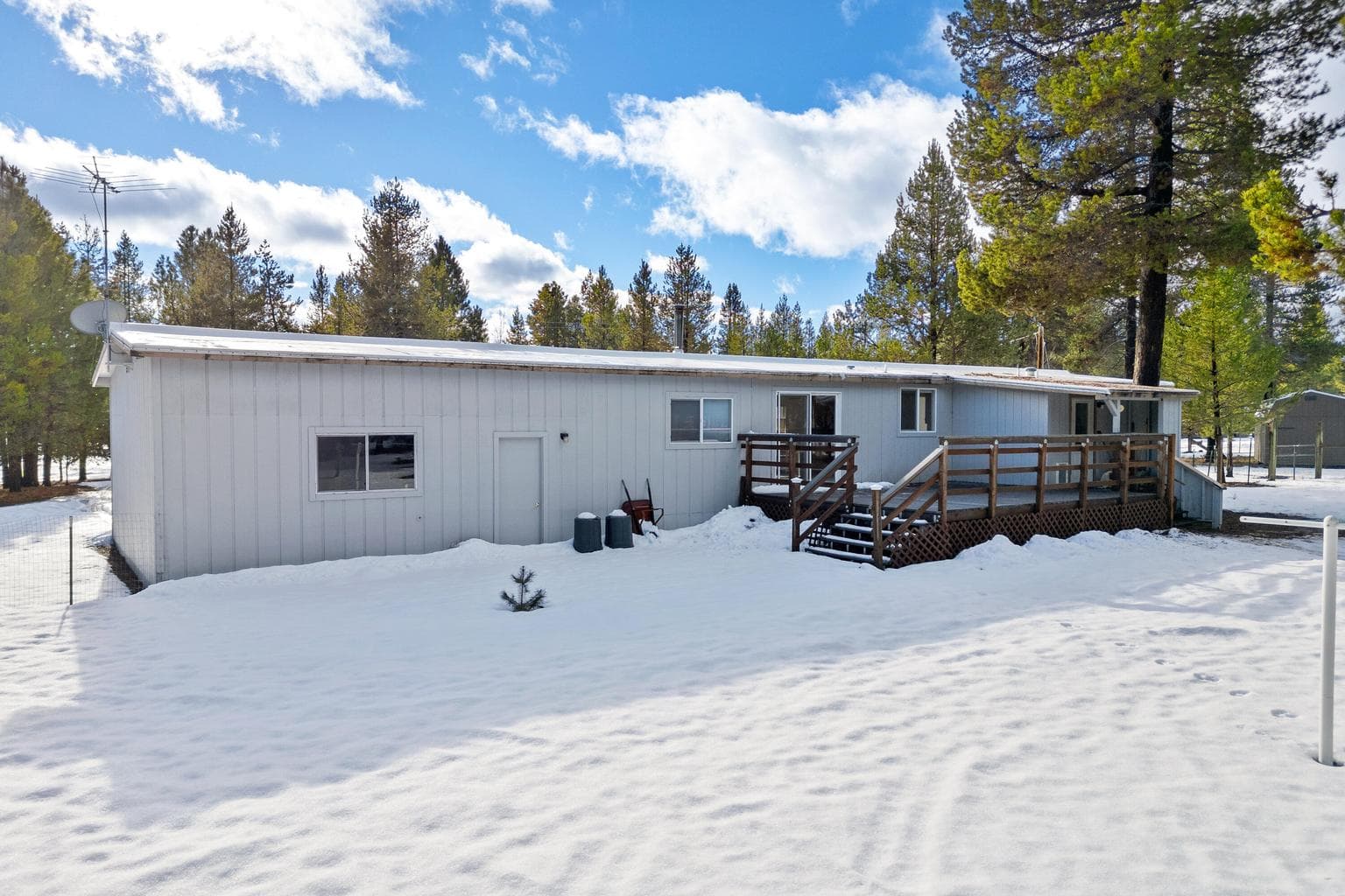 Photo of 16194 Lava Drive 9 of 30