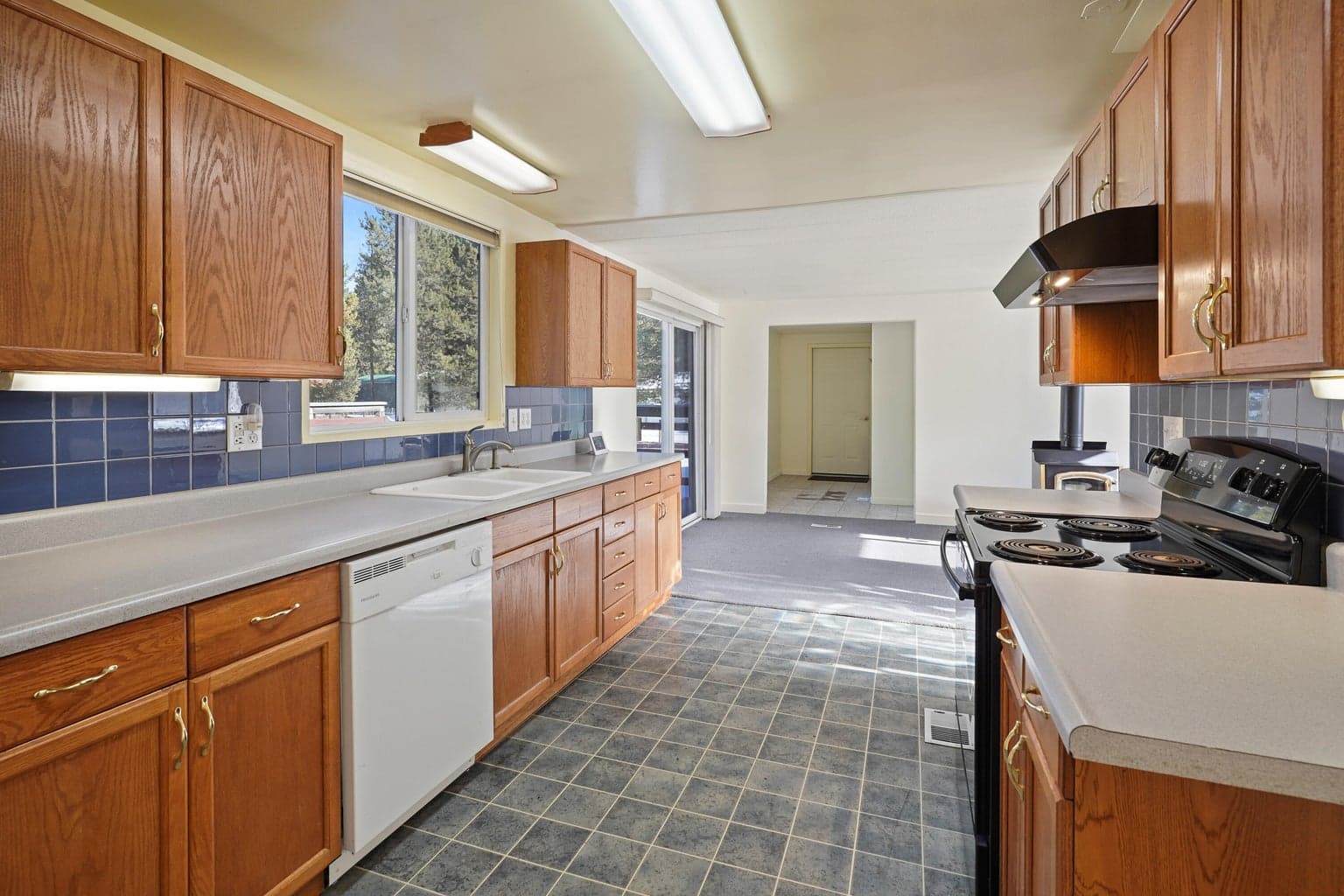 Photo of 16194 Lava Drive 20 of 30
