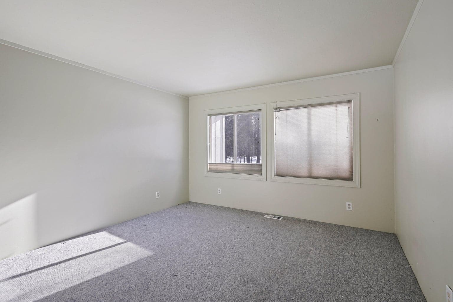 Photo of 16194 Lava Drive 27 of 30