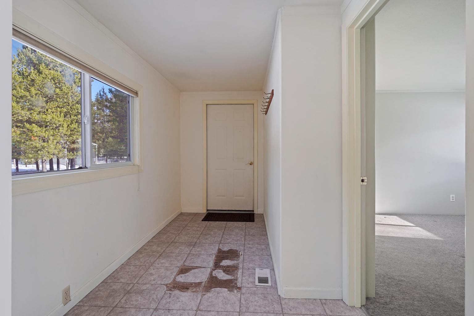 Photo of 16194 Lava Drive 28 of 30