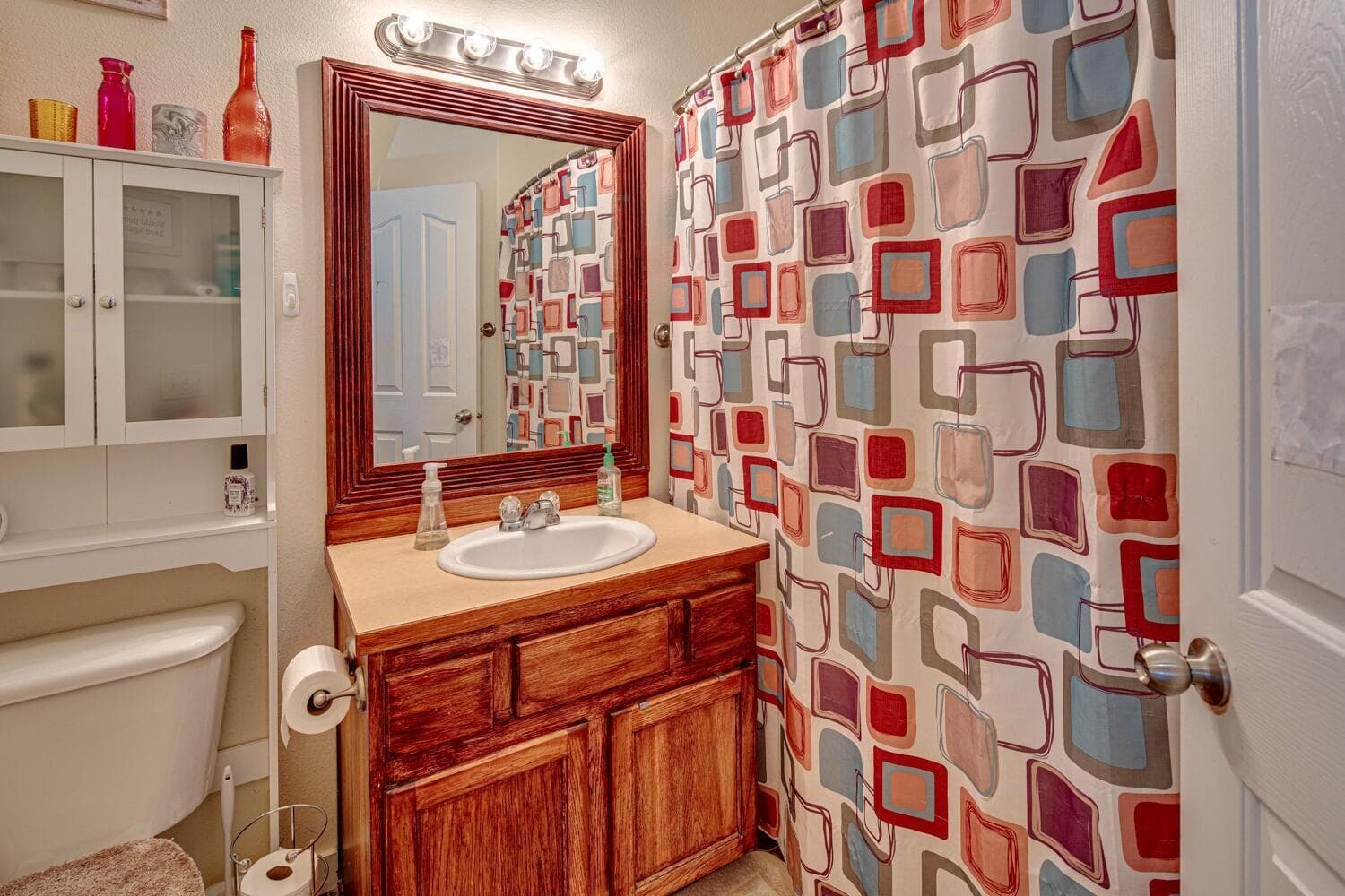 Full bath downstairs