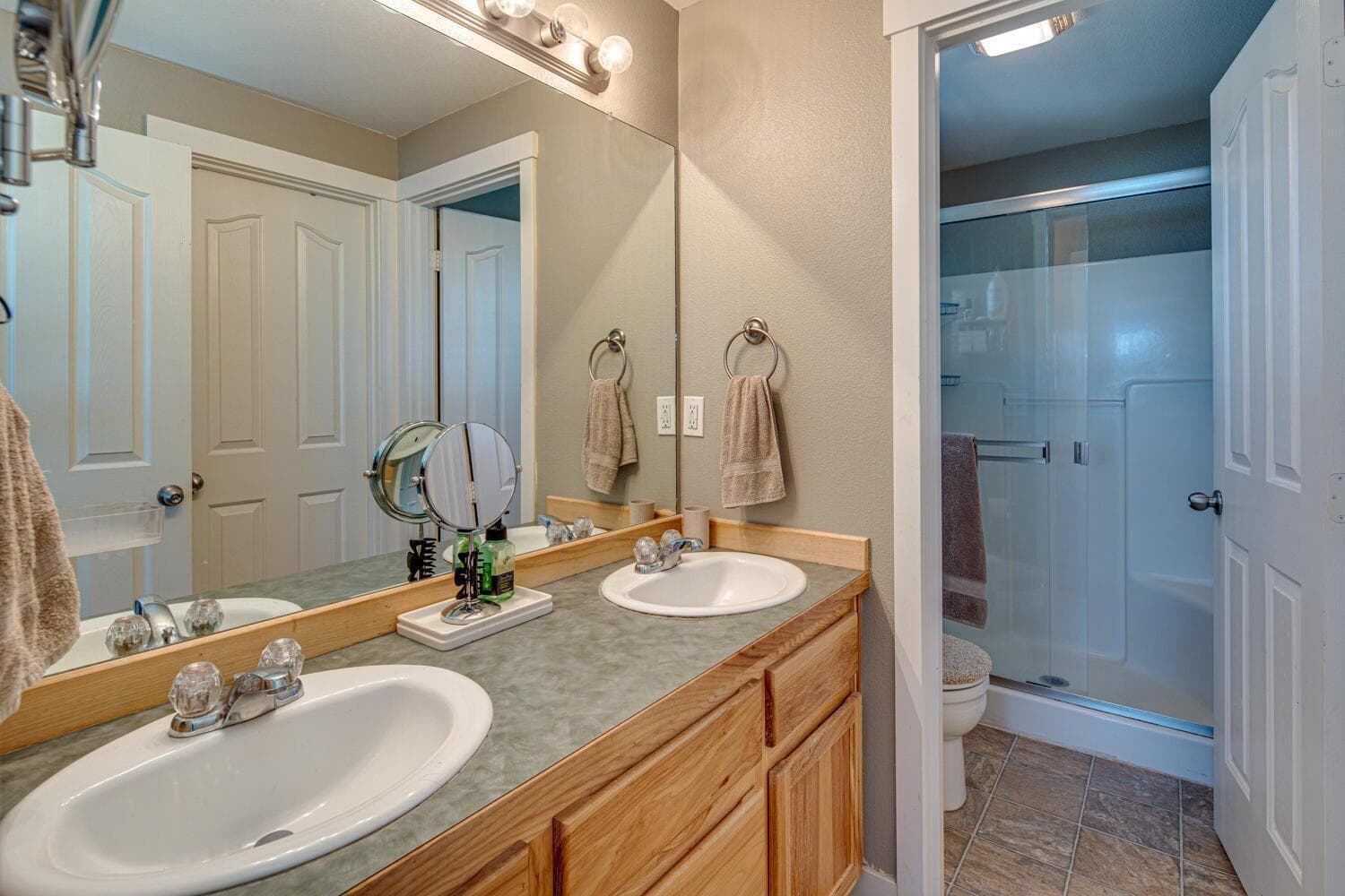 Photo of 2958 NW 19th Street 20 of 46