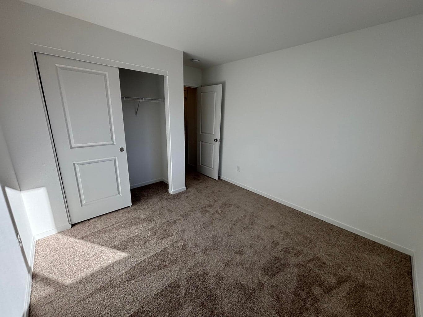 Photo of 1291 NE Cobbleridge Lp 36 of 36