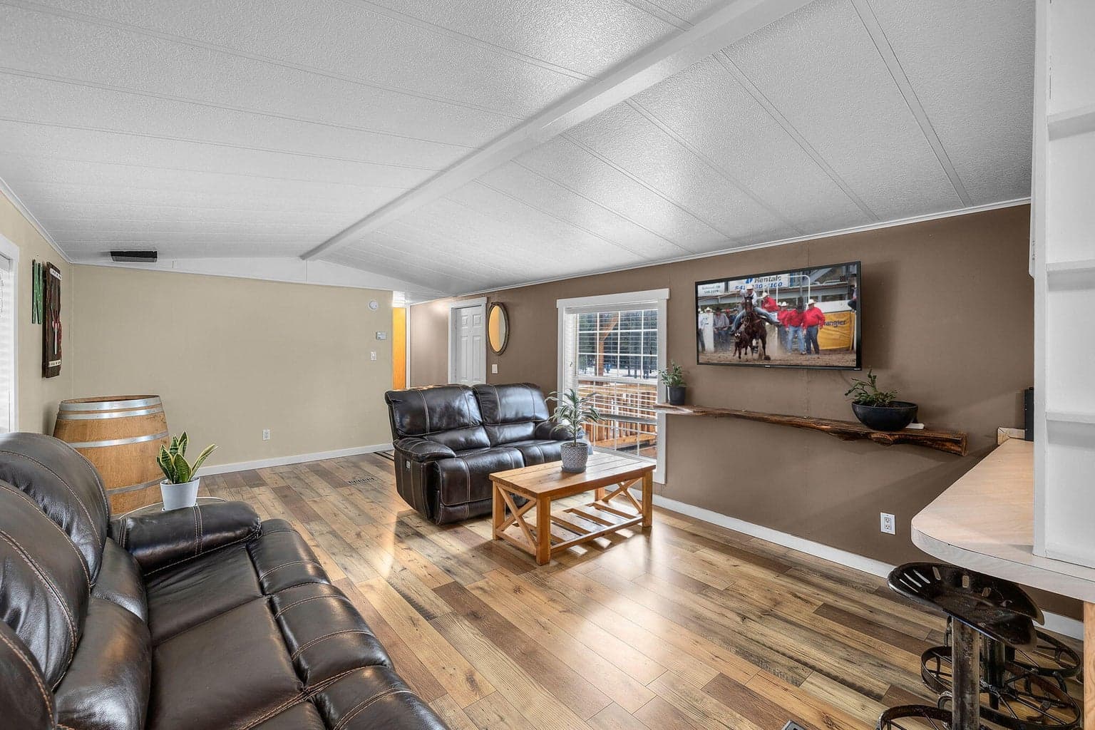 Photo of 16146 Green Forest Road 11 of 33