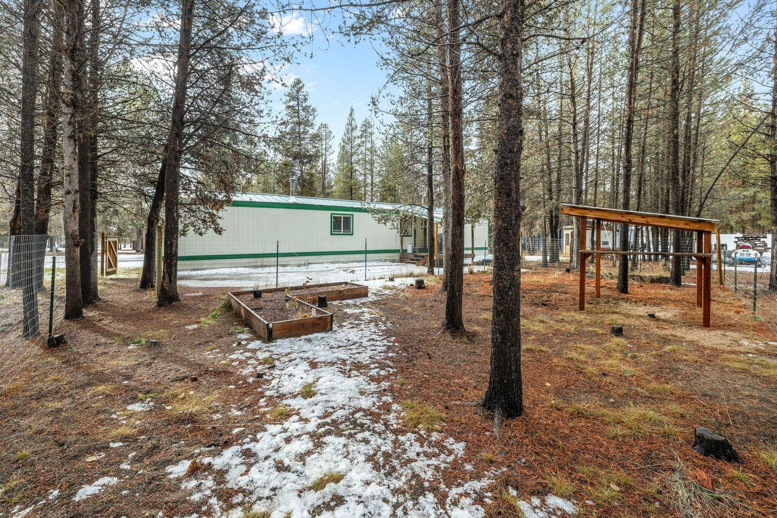 Photo of 16146 Green Forest Road 25 of 33
