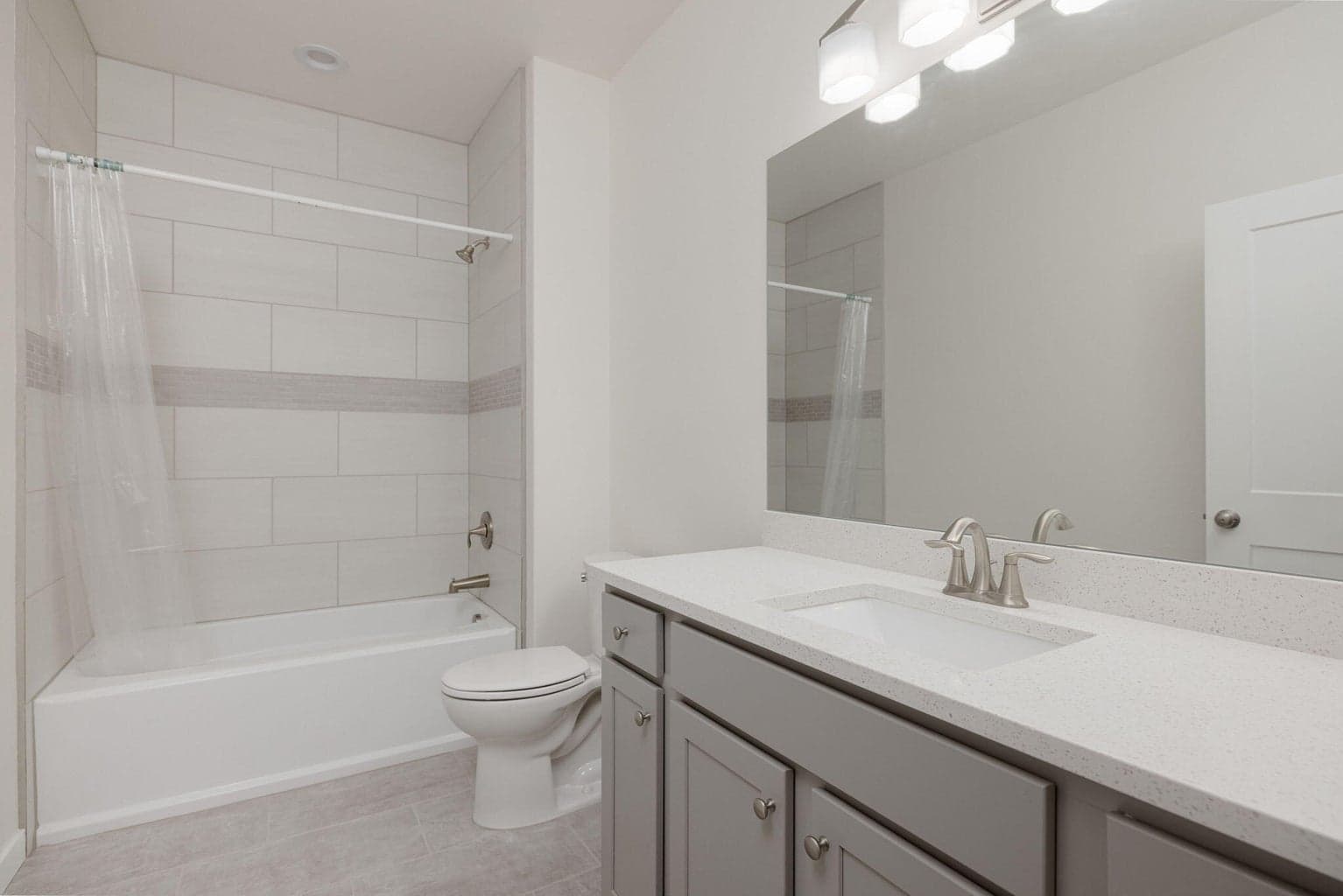 tile shower/ tub combo