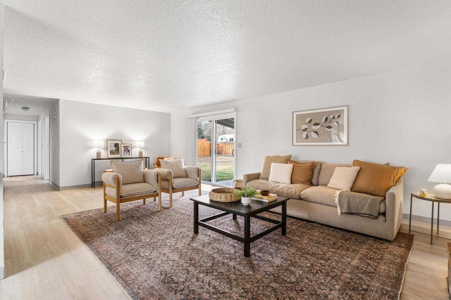 Photo of 2673 Evergreen 5 of 26