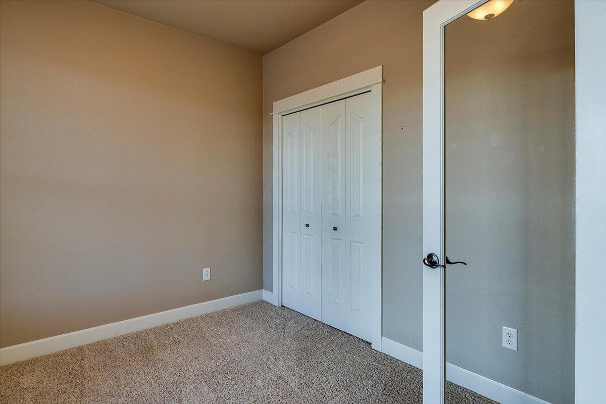 Photo of 2644 NW 19th Street 17 of 43