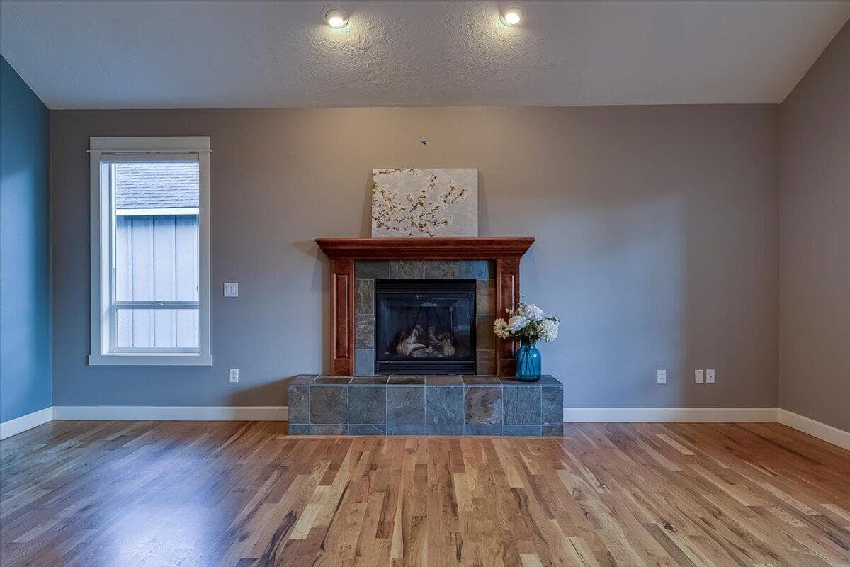 Photo of 2644 NW 19th Street 19 of 43
