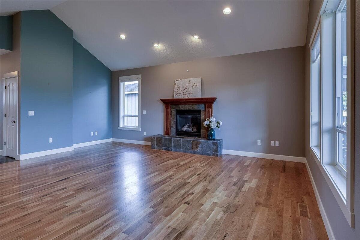 Photo of 2644 NW 19th Street 20 of 43