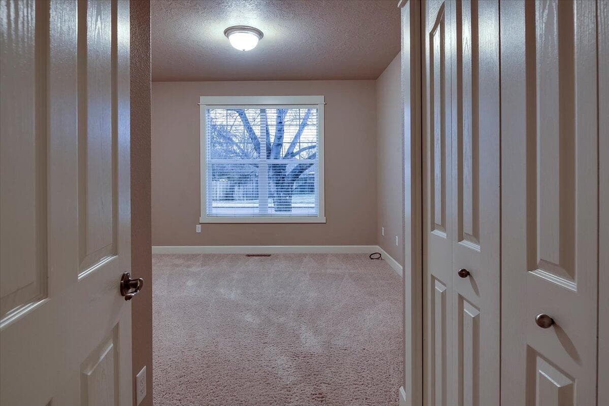 Photo of 2644 NW 19th Street 29 of 43