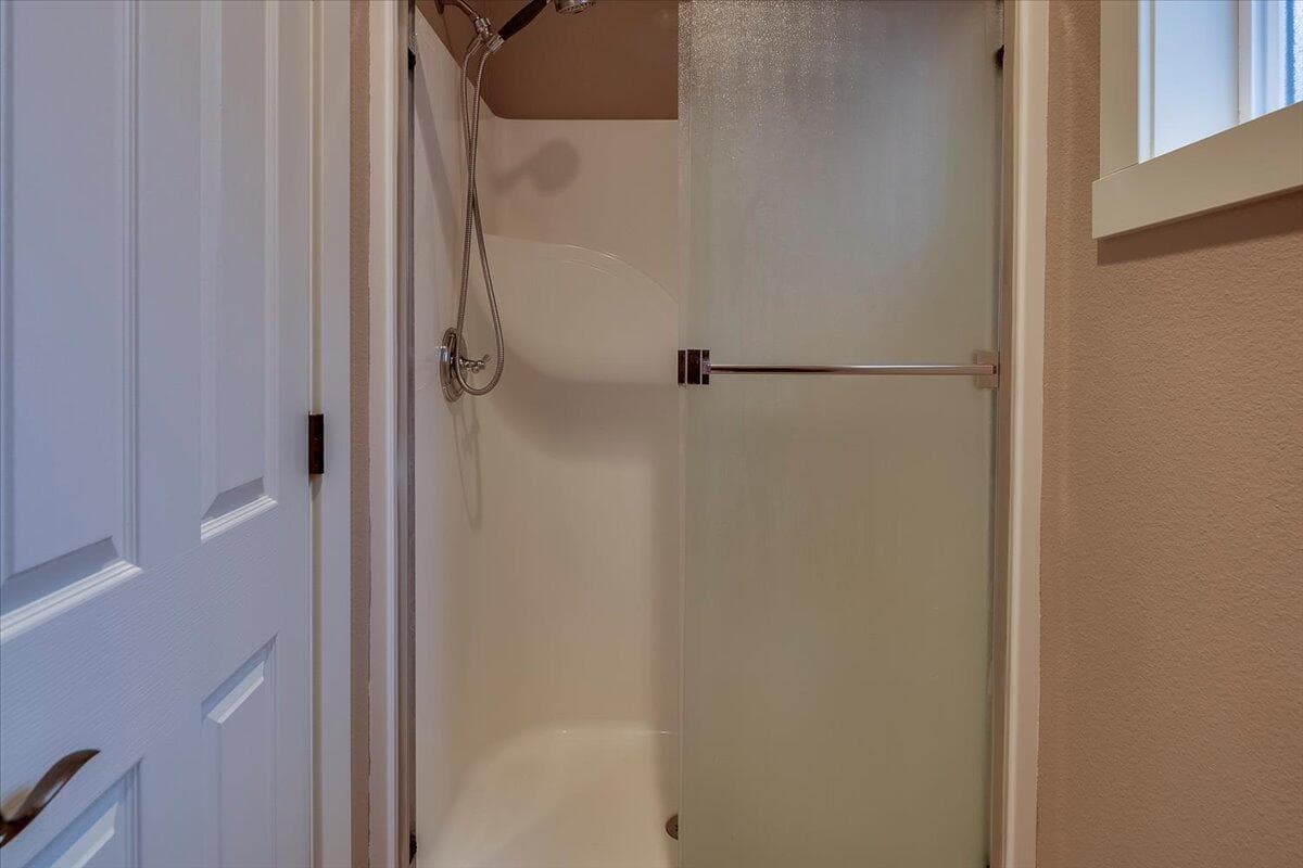 Photo of 2644 NW 19th Street 40 of 43