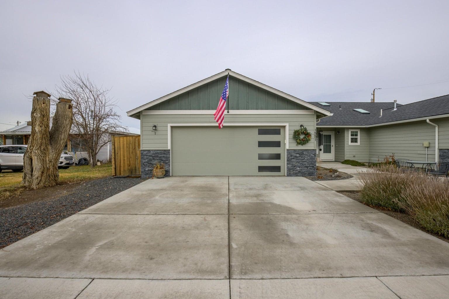 Photo of 1549 Kalama 3 of 73
