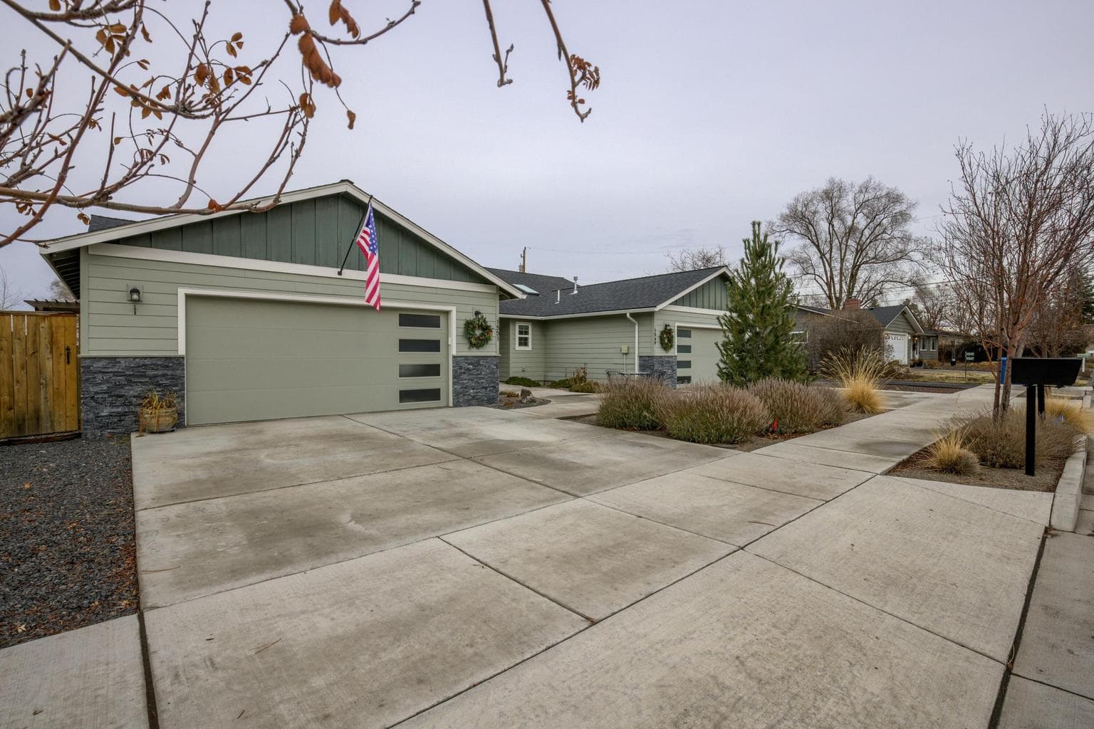 Photo of 1549 Kalama 4 of 73