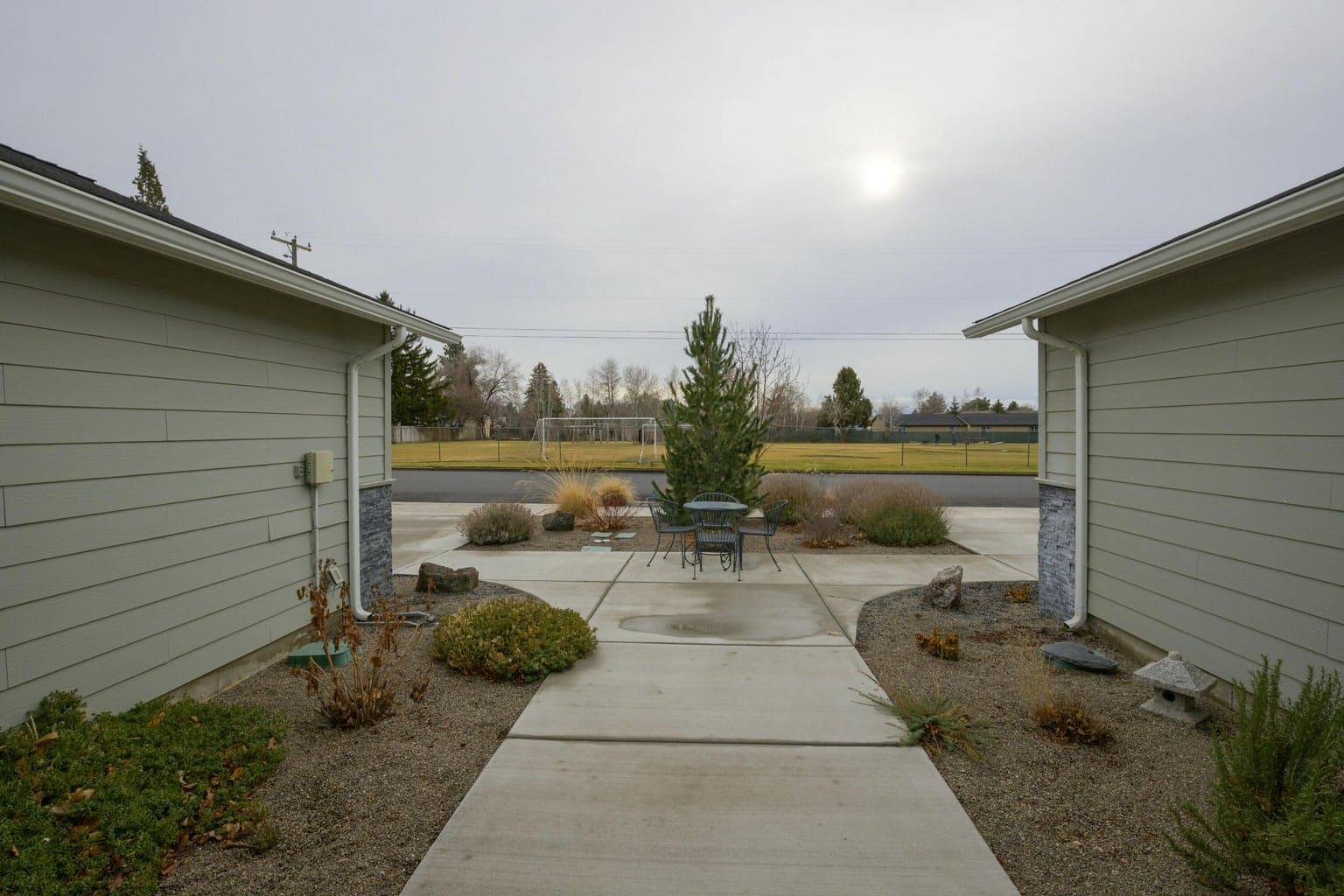 Photo of 1549 SW Kalama Avenue 7 of 73