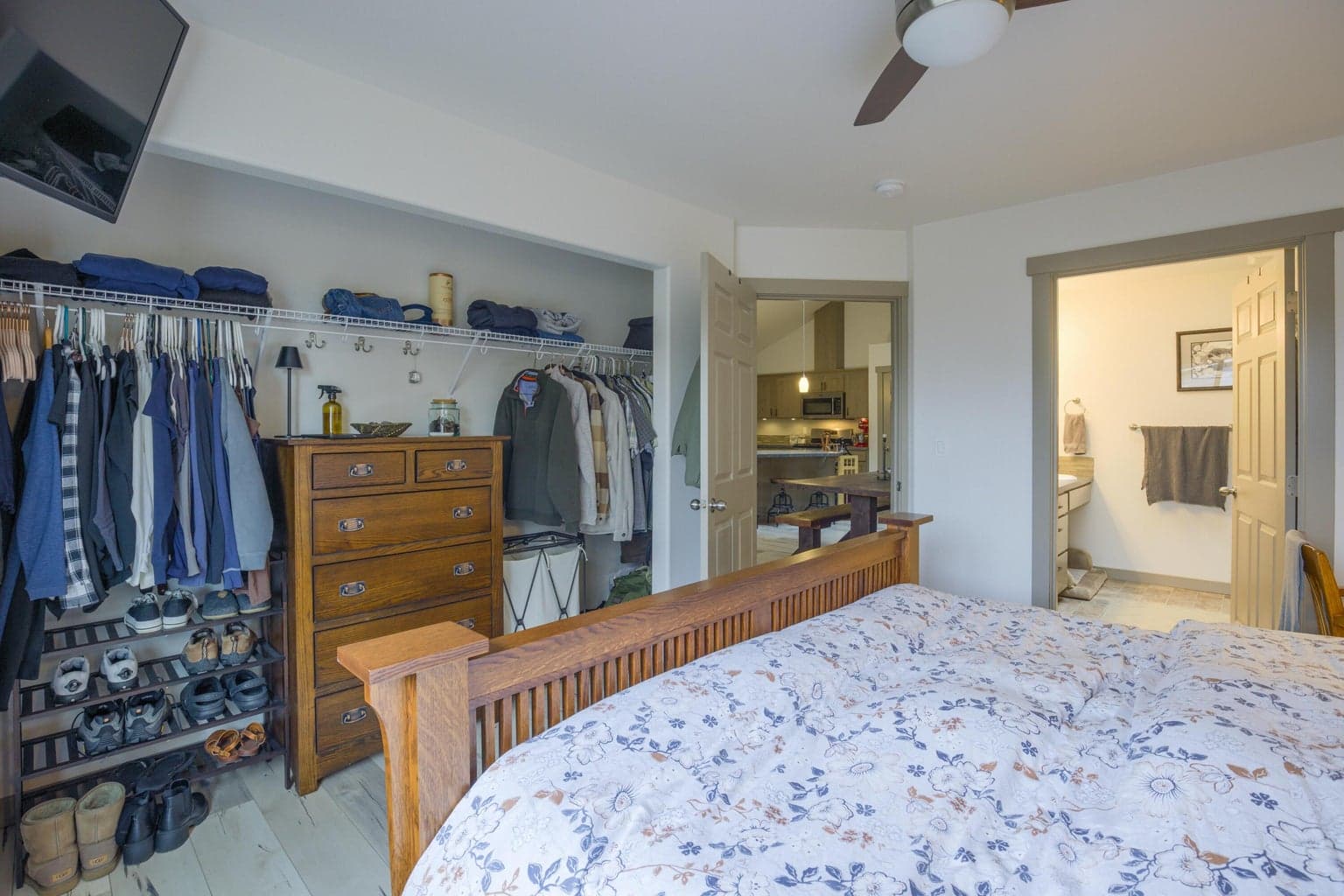 Photo of 1549 SW Kalama Avenue 20 of 73